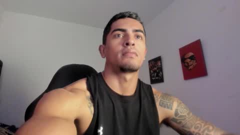 Snapshot of franco_ruiz_ chatting on 02-17-26, 04:24 franco online show from 02-17-26, 04:24