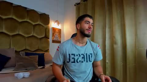Snapshot of francobanderas1 chatting on 02-23-26, 11:07 FRANCO online show from 02-23-26, 11:07