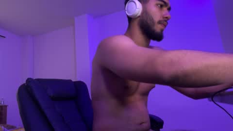 Snapshot of francobanderas1 chatting on 03-03-26, 02:23 FRANCO online show from 03-03-26, 02:23