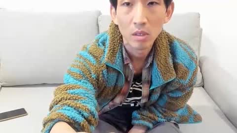 Snapshot of francoesposito chatting on 06-07-26, 05:27 francoesposito online show from 06-07-26, 05:27