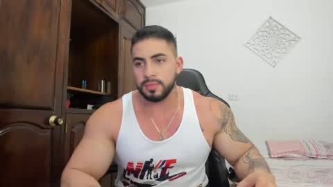frank_foxx1 online show from 06-26-26, 04:39