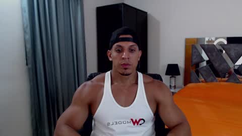 Snapshot of frank_heaven_shore chatting on 06-30-26, 01:28 Frank online show from 06-30-26, 01:28