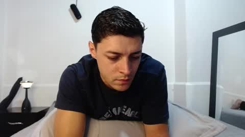 Snapshot of frank_millers chatting on 04-27-26, 06:28 Frank online show from 04-27-26, 06:28