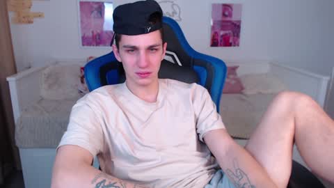 Frank online show from 12-17-24, 03:06