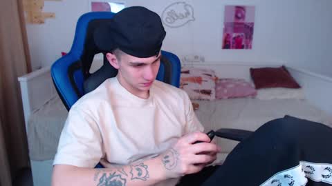 Frank online show from 12-28-24, 02:43