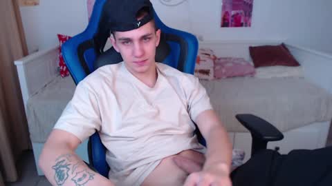 Frank online show from 12-28-24, 05:44