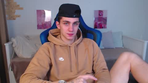 Frank online show from 01-20-25, 03:04