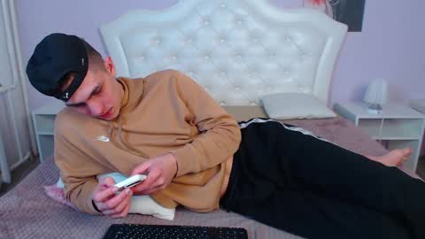 Frank online show from 02-12-25, 08:06