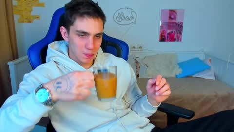 Frank online show from 03-09-25, 07:01