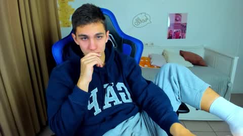 Frank online show from 10-06-25, 05:38