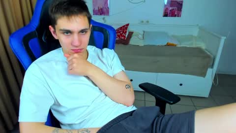 Frank online show from 05-15-26, 04:41