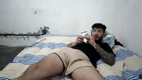 frankdanielsmolano online show from 05-01-26, 02:38