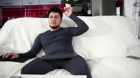 frankhairy online show from 02-04-25, 11:16