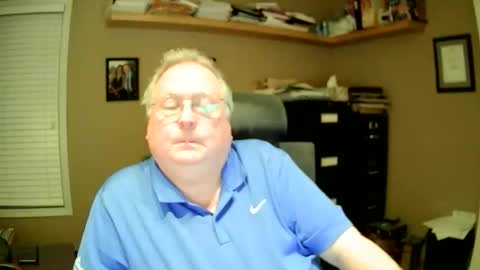 Snapshot of frankie6207 chatting on 11-01-25, 06:26 frankie6207 online show from 11-01-25, 06:26