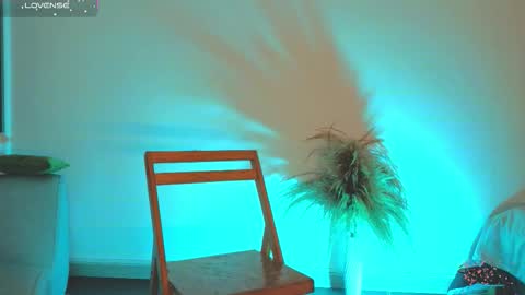 Fransheska online show from 02-08-26, 11:57