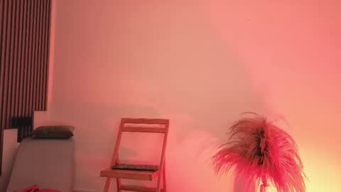 Fransheska online show from 02-14-26, 12:02