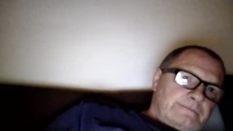 Wolfi online show from 10-19-25, 06:25