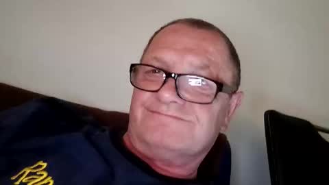 Wolfi online show from 10-20-25, 12:05