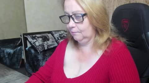 FrauMartha online show from 10-24-25, 12:23