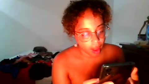 Snapshot of freakjawn1992 chatting on 05-06-26, 01:57 FreakJawn online show from 05-06-26, 01:57