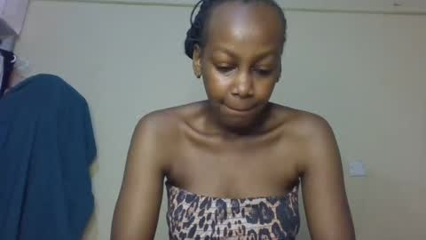 freaky_beauty online show from 06-18-26, 04:35