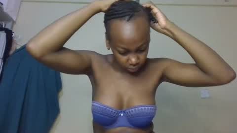 freaky_beauty online show from 06-19-26, 03:11