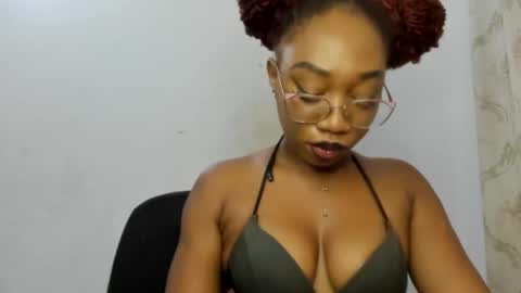 Freaky ebonygirl online show from 09-17-25, 06:15