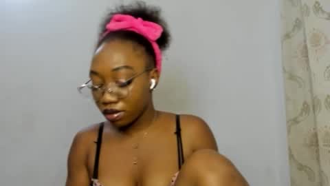 Freaky ebonygirl online show from 09-24-25, 07:12