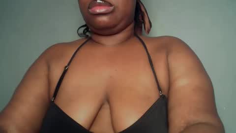 Snapshot of freaky_slut5 chatting on 04-29-26, 04:49 freaky slut5 online show from 04-29-26, 04:49