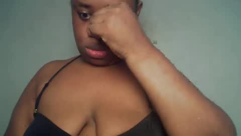 Snapshot of freaky_slut5 chatting on 05-03-26, 04:18 freaky slut5 online show from 05-03-26, 04:18