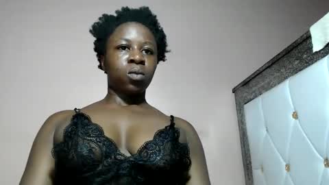 Snapshot of freakyebony1 chatting on 05-26-26, 05:53 Frecky online show from 05-26-26, 05:53