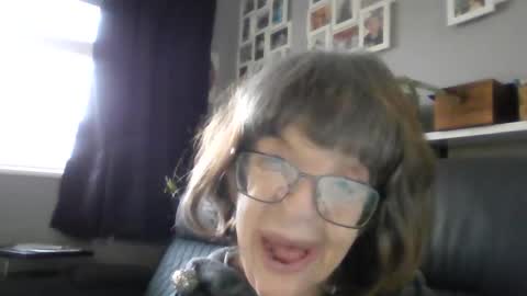 Snapshot of freakyface42 chatting on 03-29-26, 03:56 freakyface42 online show from 03-29-26, 03:56