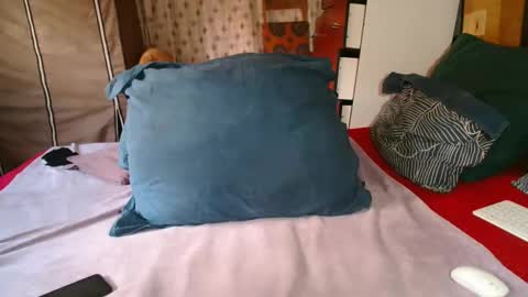 Mandy online show from 03-25-26, 10:32