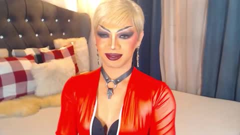 FREAKY ZIZI online show from 01-14-26, 08:03