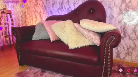 Snapshot of frecklesofcolors_ chatting on 03-04-25, 06:26 - IG AnicolorsLive X AnicolorsLive - online show from 03-04-25, 06:26