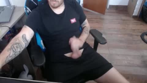 fredbkl2 online show from 11-25-25, 08:09