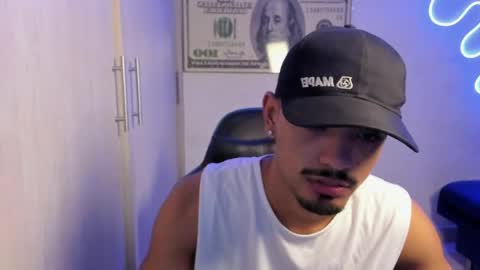 Snapshot of fredd_ss chatting on 04-24-26, 12:29 valeria online show from 04-24-26, 12:29