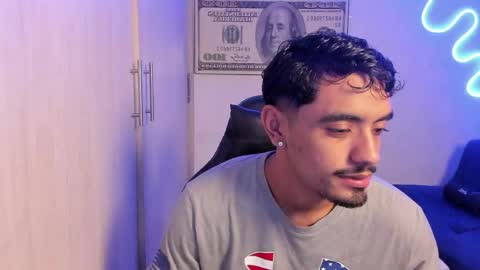 Snapshot of fredd_ss chatting on 04-25-26, 01:03 valeria online show from 04-25-26, 01:03