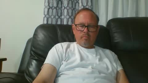 Just  Fred online show from 04-10-26, 05:34