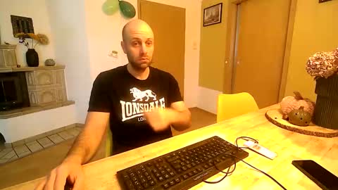 freddow online show from 10-20-25, 12:16