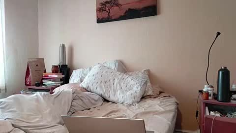 Snapshot of freddy_naughty chatting on 06-27-26, 02:23 freddy_naughty online show from 06-27-26, 02:23