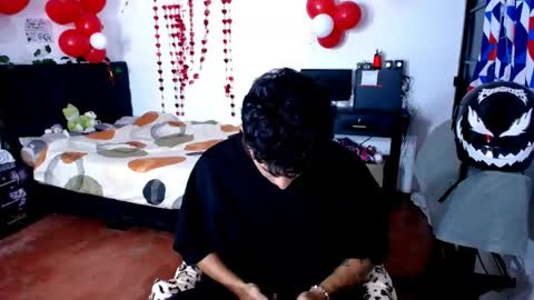 Snapshot of freddy_romans2 chatting on 04-20-26, 11:57 freddy romans online show from 04-20-26, 11:57