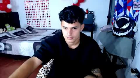 Snapshot of freddy_romans2 chatting on 04-25-26, 11:46 freddy romans online show from 04-25-26, 11:46