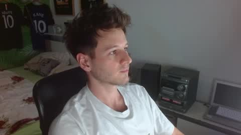 Frederick Perin online show from 04-10-26, 01:16