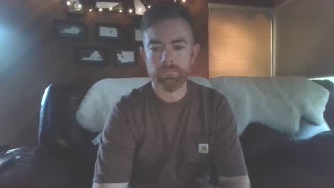 Freddy online show from 09-21-25, 01:40