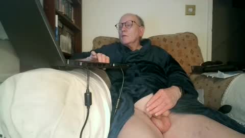 Snapshot of fredlittledick4 chatting on 07-19-26, 08:34 Keith online show from 07-19-26, 08:34