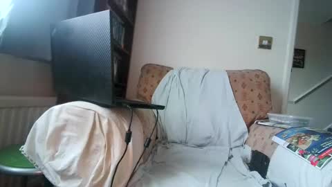 Snapshot of fredlittledick4 chatting on 07-26-26, 06:21 Keith online show from 07-26-26, 06:21