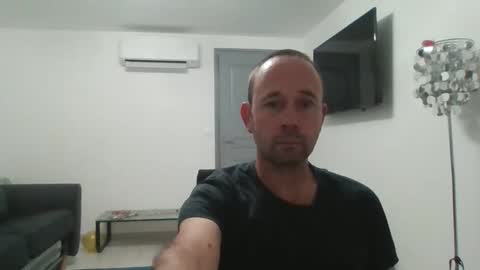 fredodu41 online show from 10-29-25, 04:42