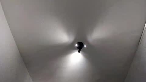 Snapshot of fredrik386959 chatting on 02-12-25, 04:33 Fredrik online show from 02-12-25, 04:33