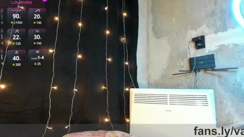 Jenny online show from 12-21-24, 07:06